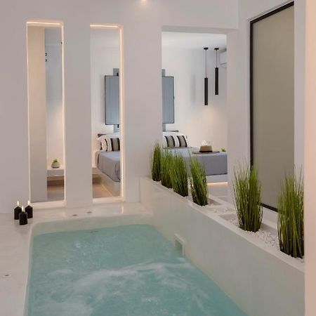 Linea Luxury Suites Фира Екстериор снимка