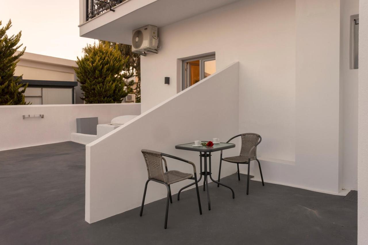 Linea Luxury Suites Фира Екстериор снимка