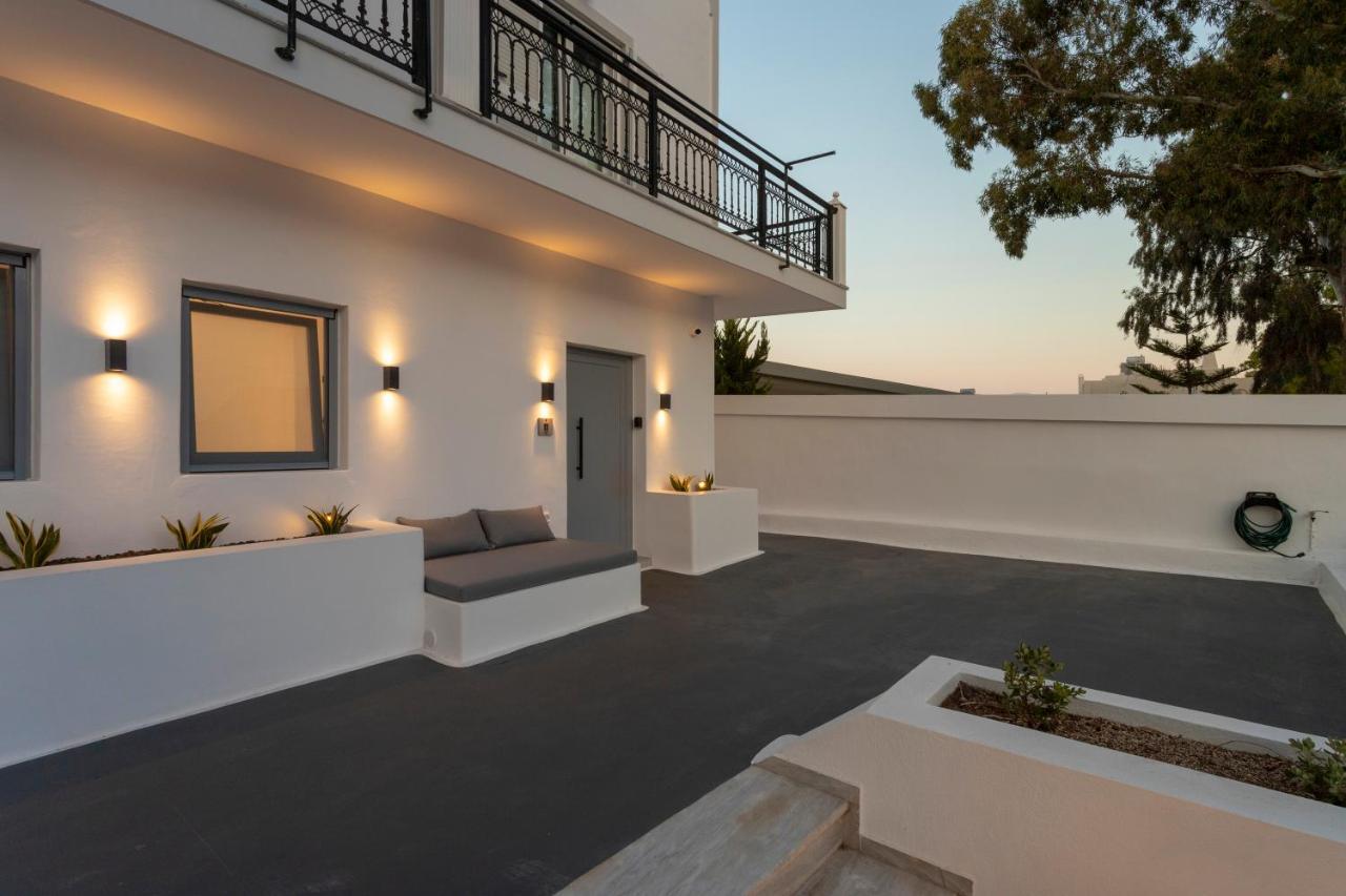 Linea Luxury Suites Фира Екстериор снимка