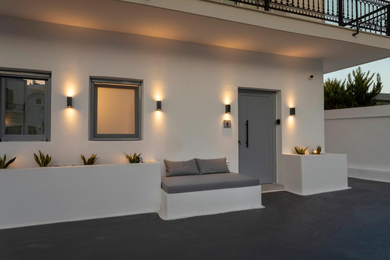 Linea Luxury Suites Фира Екстериор снимка