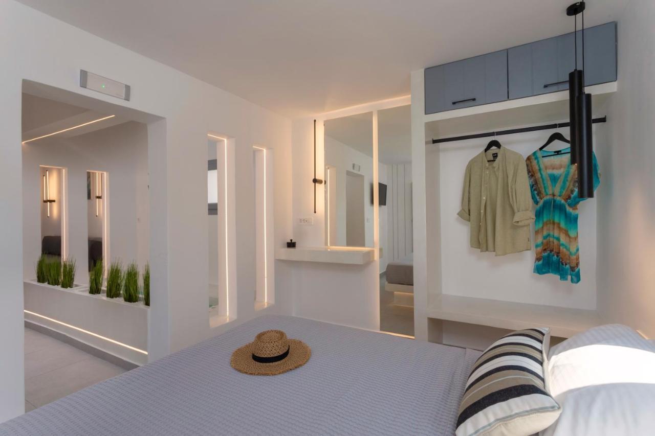 Linea Luxury Suites Фира Екстериор снимка