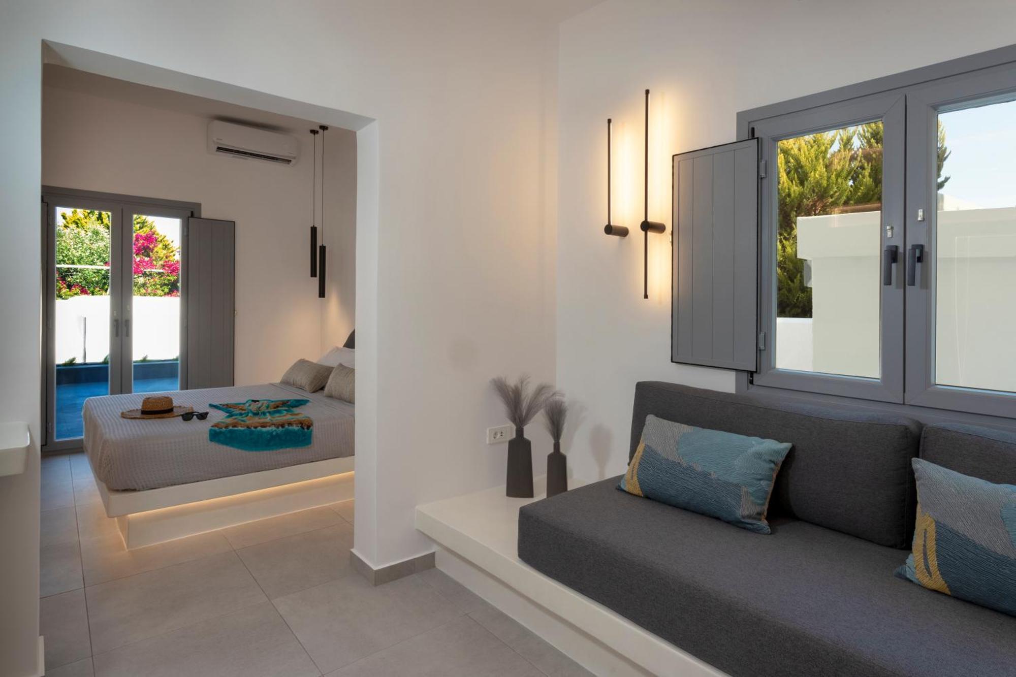 Linea Luxury Suites Фира Екстериор снимка