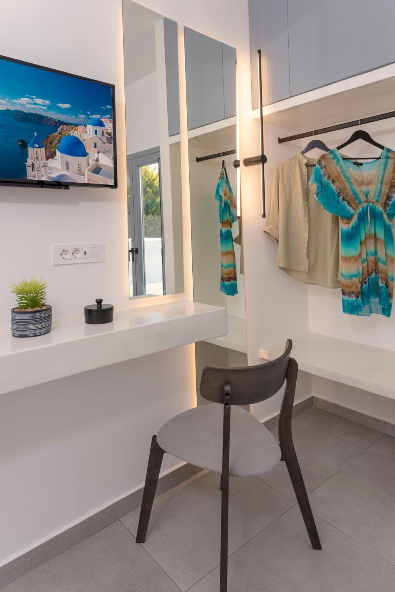 Linea Luxury Suites Фира Екстериор снимка