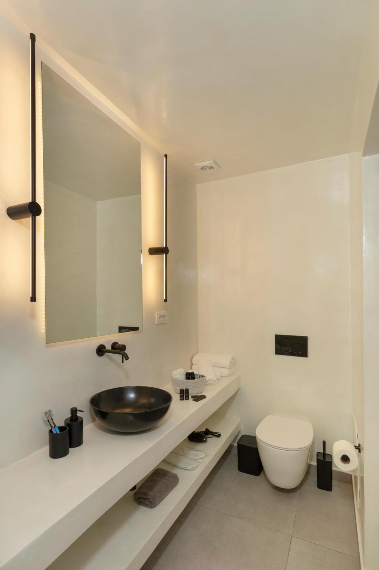 Linea Luxury Suites Фира Екстериор снимка
