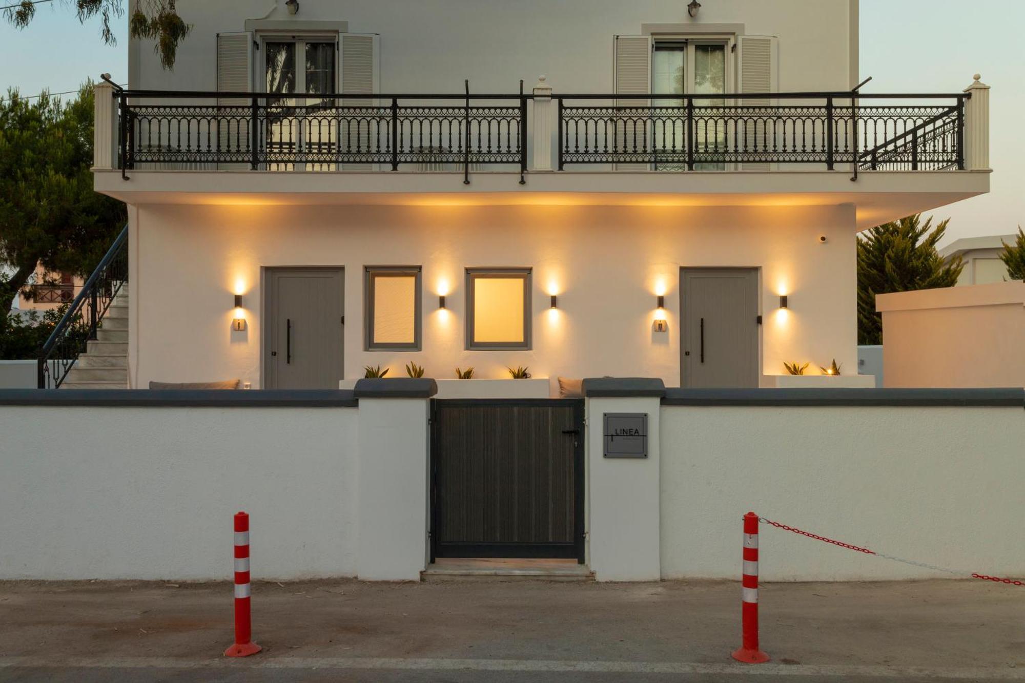 Linea Luxury Suites Фира Екстериор снимка
